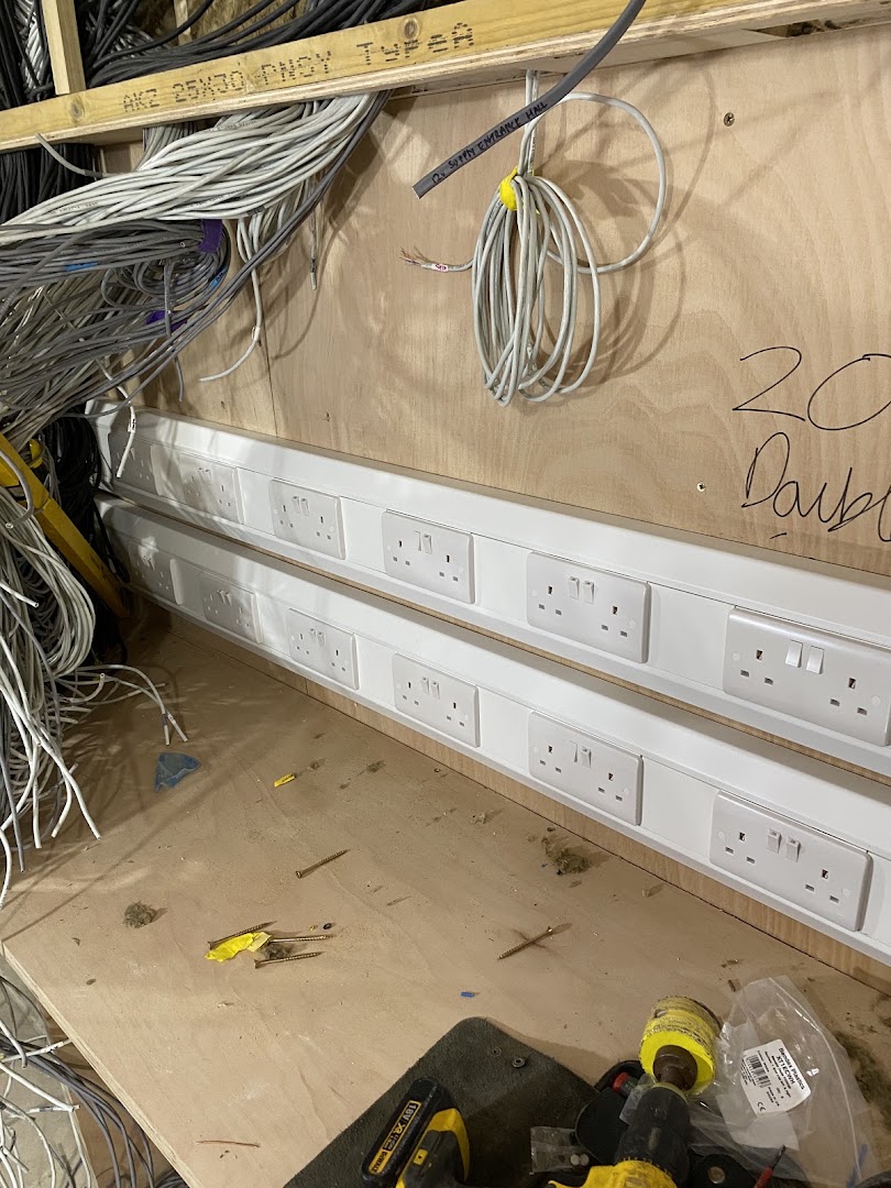 P.J.Robinson Electrical Contractors Ltd. Royston Electricians — Photos 7